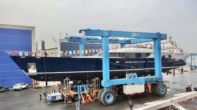 Mengi Yay launch luxury motor-sailer yacht L’Aquila II