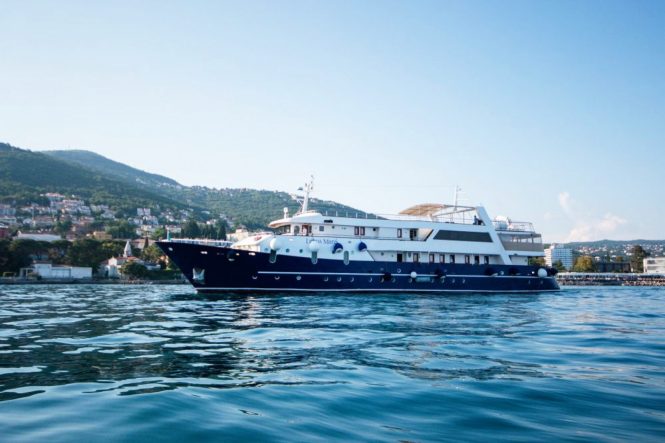 42m charter yacht LUPUS MARE offering reduced rate in the Adriatic