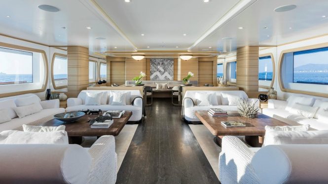 saloon