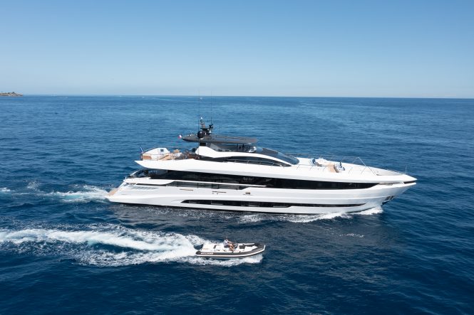 Brand new Mangusta superyacht DOPAMINE taking luxury charters in Bermuda, the Caribbean & Bahamas