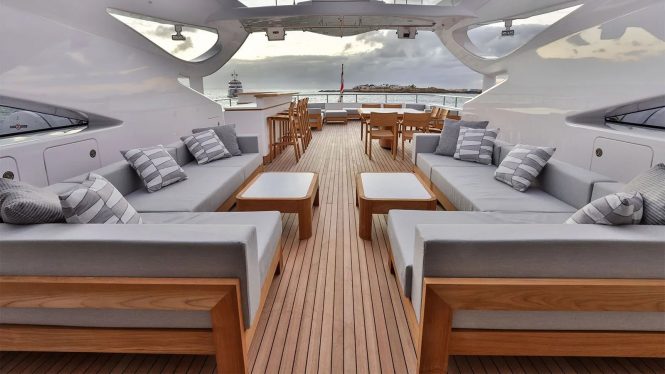 Sun deck seating and relaxation area