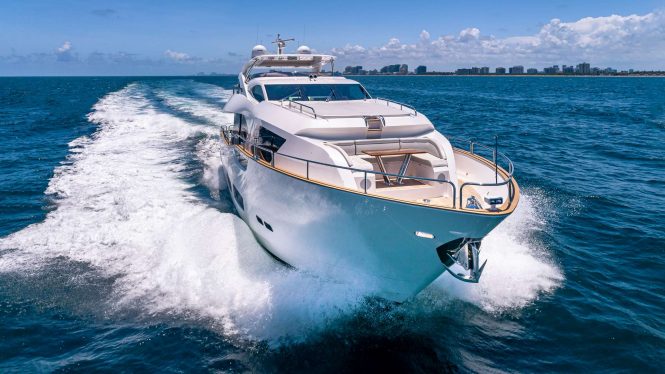 Cruise the blues of the Florida and Bahamas with new-to-charter luxury yacht MIRRACLE