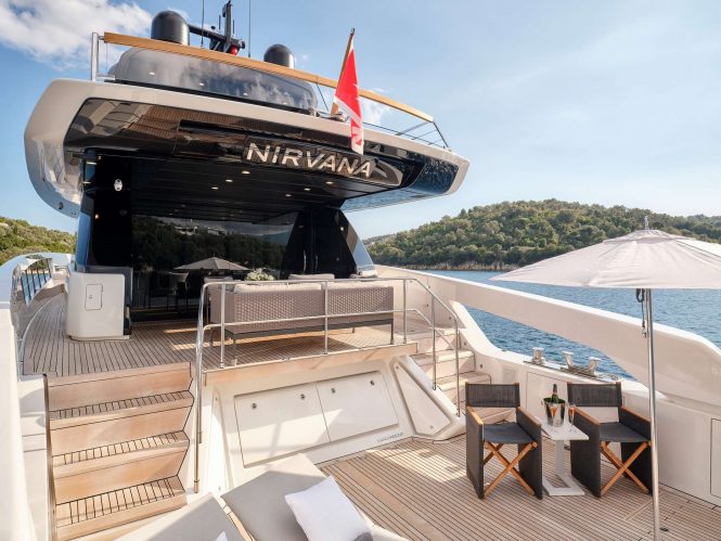 Lovely aft deck area of Nirvana for a pleasant stay on board