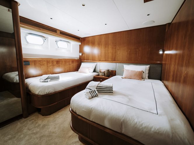 Twin cabin