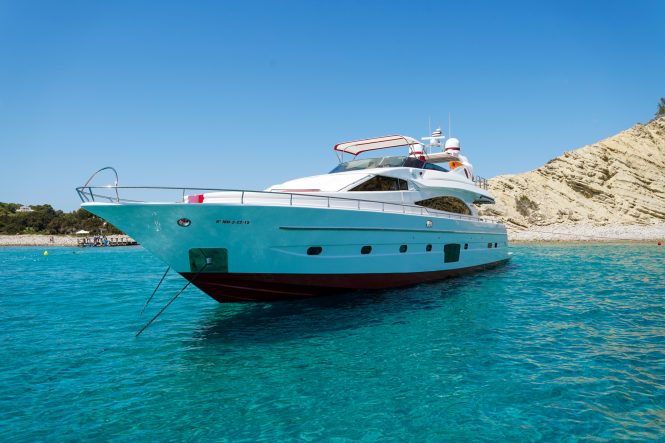 Charter Astondoa luxury yacht GEMINIS in Catalonia and the Balearic Islands
