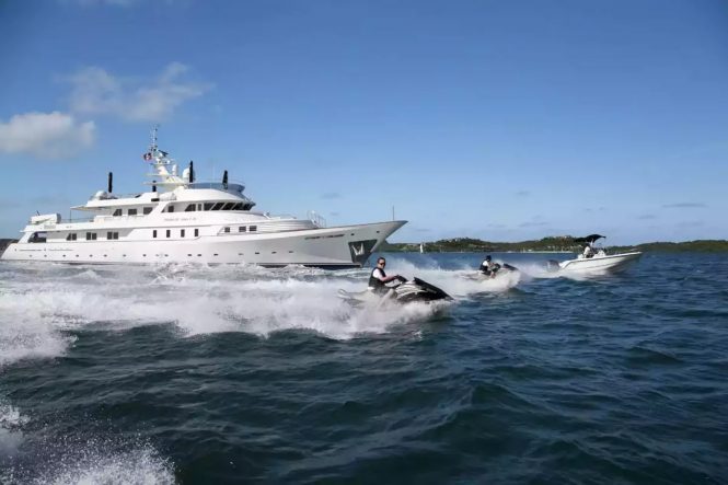 Special offer: 20% discount for remaining Caribbean winter 2021/22 charter availability aboard SHAKE N’ BAKE TBD