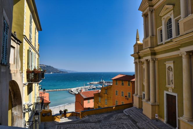Chic French Riviera and Monaco destinations to visit on a luxury yacht charter