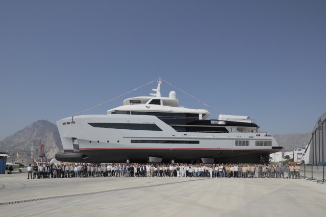 Bering launches brand-new 44m luxury expedition yacht HEEUS