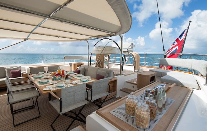 Alfresco breakfast set up