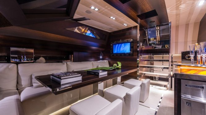 Luxury sailing yacht GIGRECA