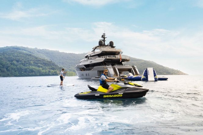 Massive end-of-season reduction for luxury charter yacht PANDION PEARL in the Balearic Islands
