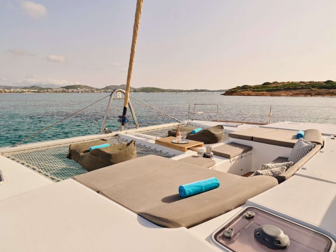 Fabulous deck spaces