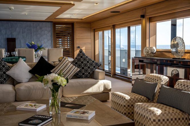 Upper deck salon