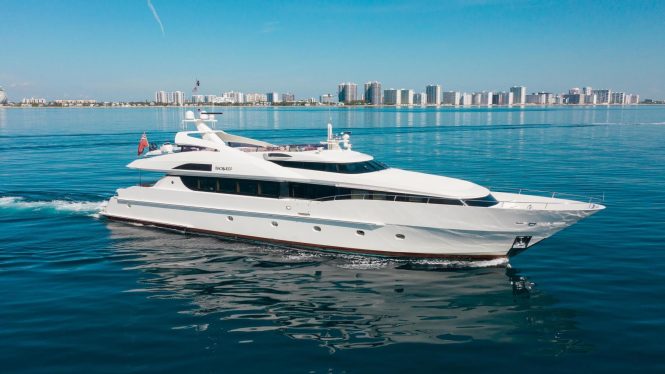 Motor yacht BLACKSHEEP for charter in the Caribbean