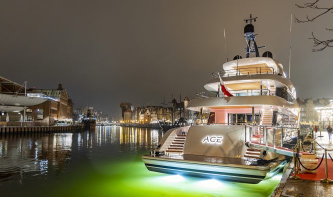 ACE in GDANSK by night