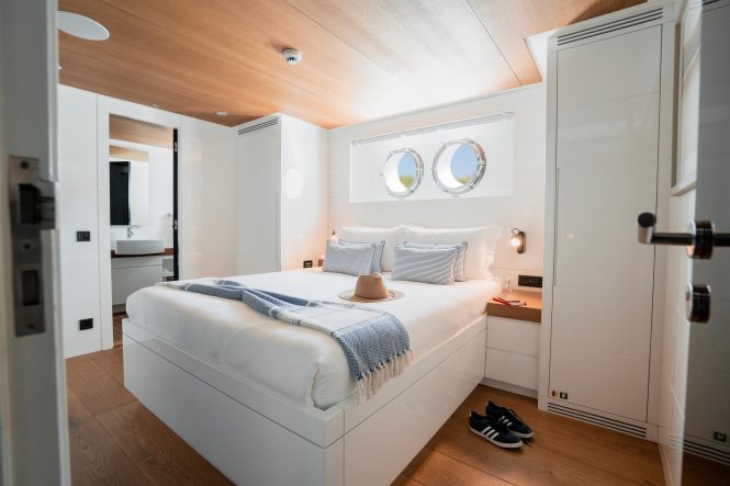 Double suite