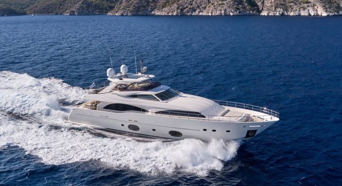 10% discount on board 30m motor yacht SEVEN S in Greece, for selected dates in May and September 2023