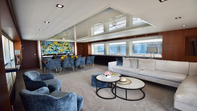 ORIZZONTE | Main salon lounge