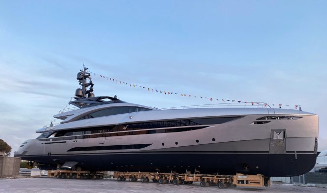 Luxury yacht NO STRESS by Rossinavi