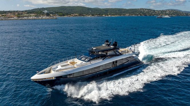 Stunning 35m motor yacht ARSANA now available for exclusive luxury charters
