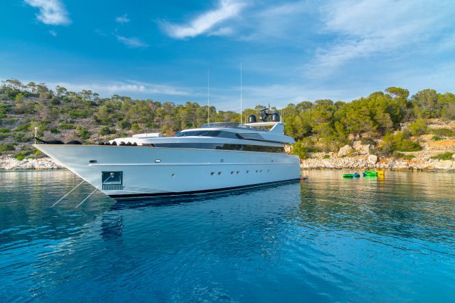 32m luxury yacht TIGRA has been refitted ahead of the 2023 Greek charter season