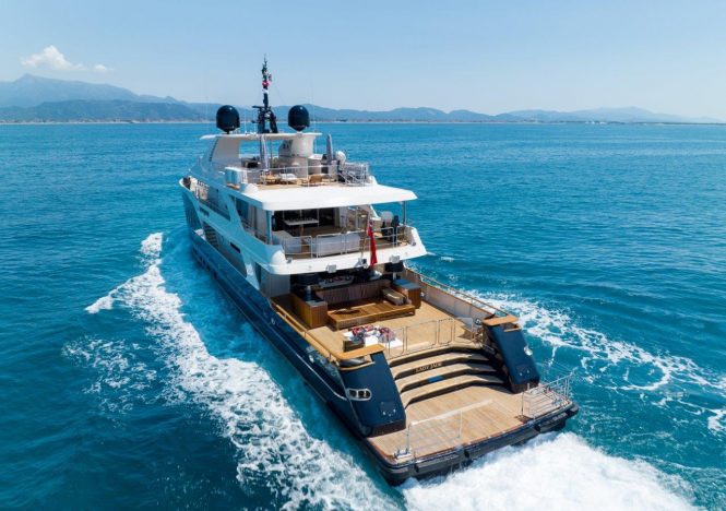 41m LADY JADE yacht completes refit at Lusben shipyard