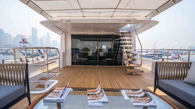 BLUESTONE 1 deck