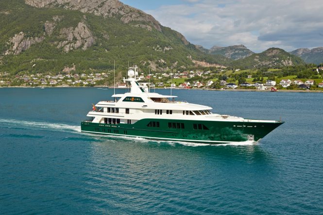 Superyacht SEA OWL