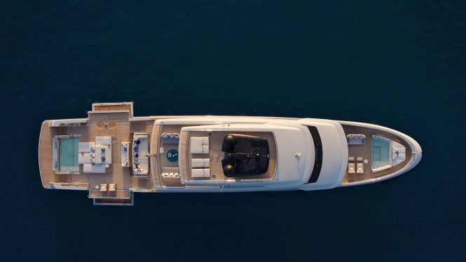 44m luxury yacht LA LA LAND shows off her interiors before the Mediterranean charter season