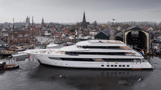 61m Hakvoort superyacht PROJECT ASIA is launched