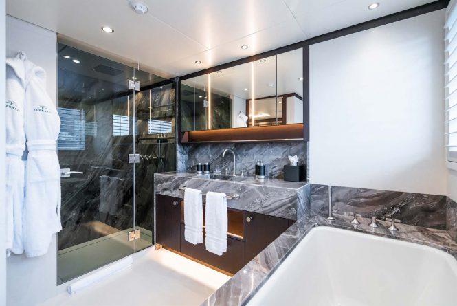 Master ensuite