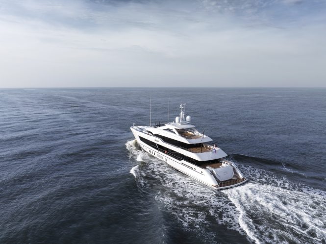 55m superyacht IRIS BLUE is delivered to her owners – the first deliver of 2024 for Heesen