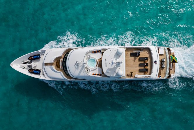 Bahamas Yacht Charter Special: 44m superyacht CROSSED SABRE offering 10 days for the price of 8