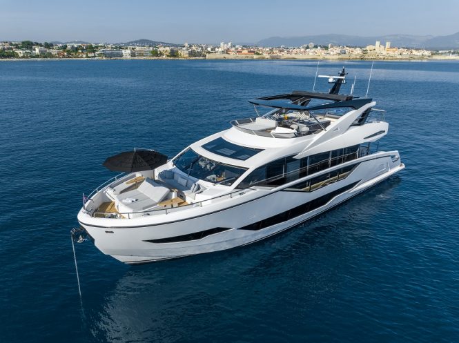Luxury charters in the Western Mediterranean on board 27m motor yacht GLASAX