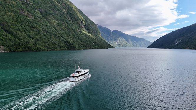 Superyacht Q43 on route to her new owners