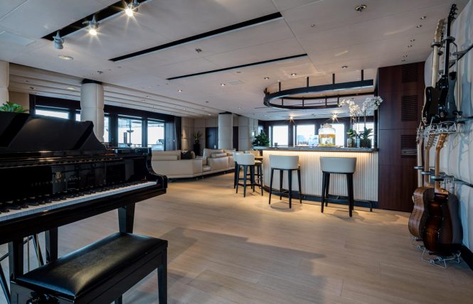 The Studio bar