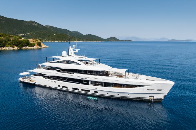 Superyacht ALUNYA in the Mediterranean: the ultimate yacht charter experience on board a Benetti B.Now 50