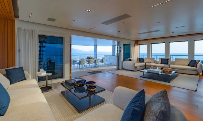 Elegant main salon
