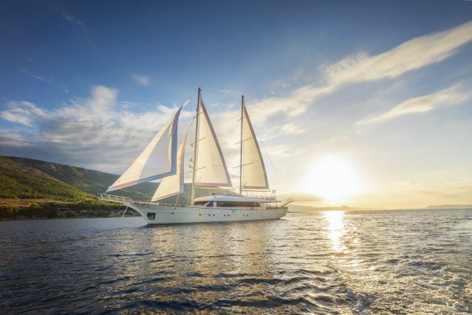 Elegant 45m motor sailer yacht SON DE MAR offering 10% discount in Croatia
