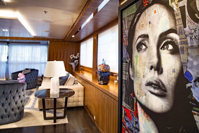 Saloon art