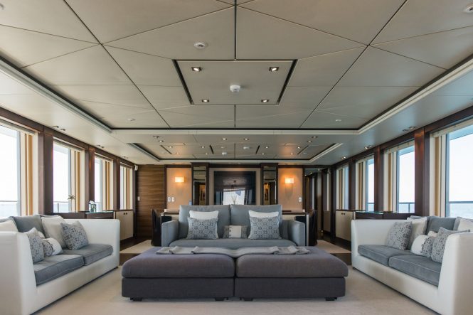 Main salon | welcoming and elegant interiors