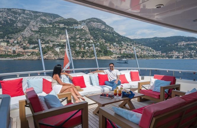 Al fresco lifestyle