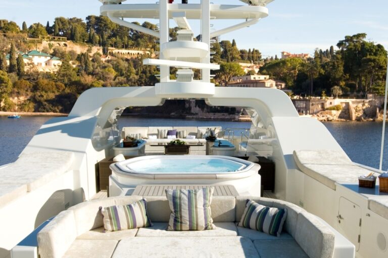 Sun Deck and Jacuzzi
