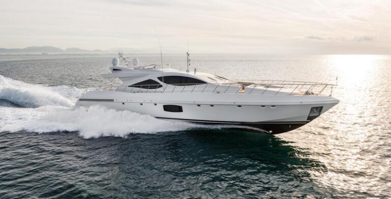 1-Overmarine superyacht Mangusta 110 at full speed