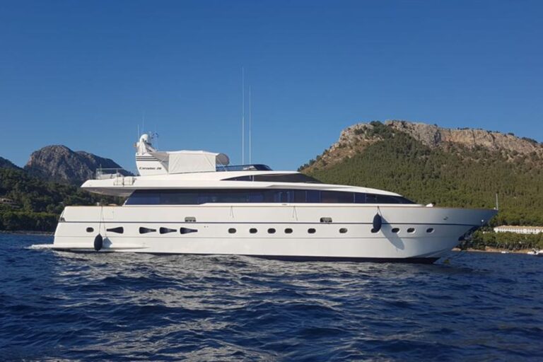 M/Y PACHA