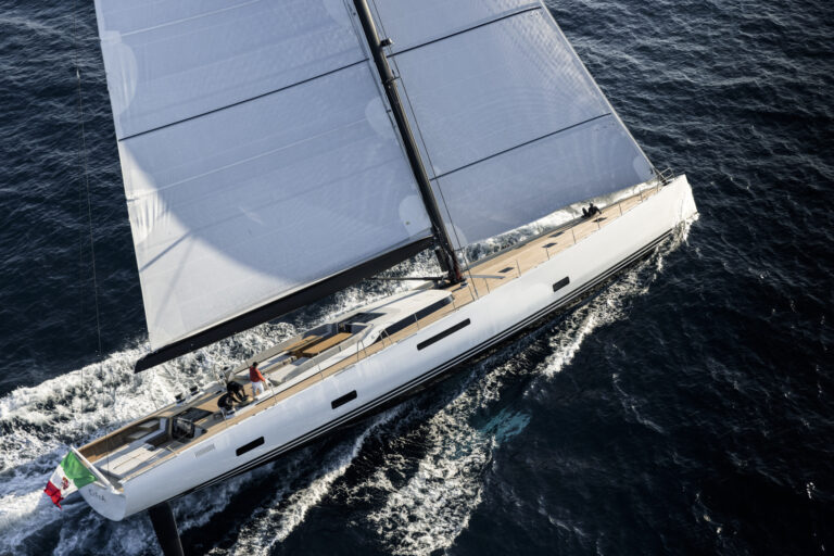 Solaris Yachts