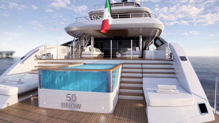 Luxury yacht JACOZAMI
