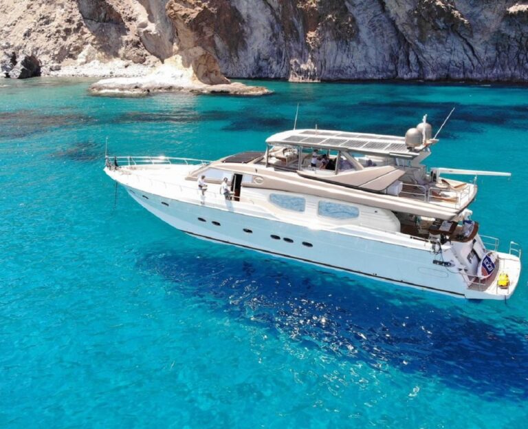 Luxury yacht PRIME