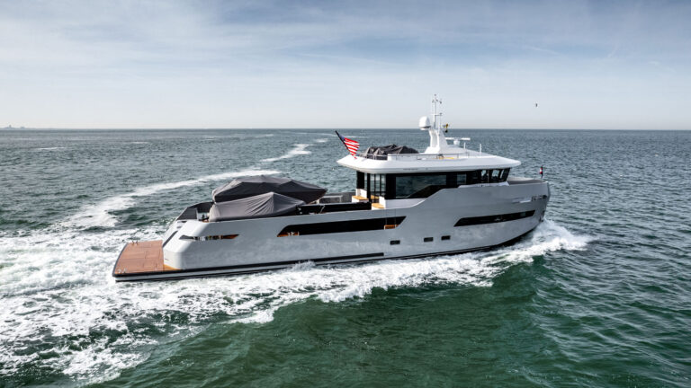 Lynx Yachts