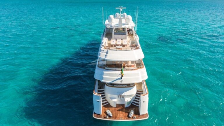 Motor yacht MISS STEPHANIE (ex TCB)